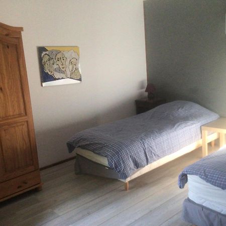 Gite Des Tournesols Ecaquelon 外观 照片
